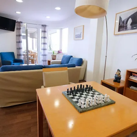 Wot Pinhalmar Otel 3*