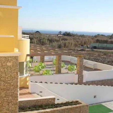 Wot Pinhalmar Otel